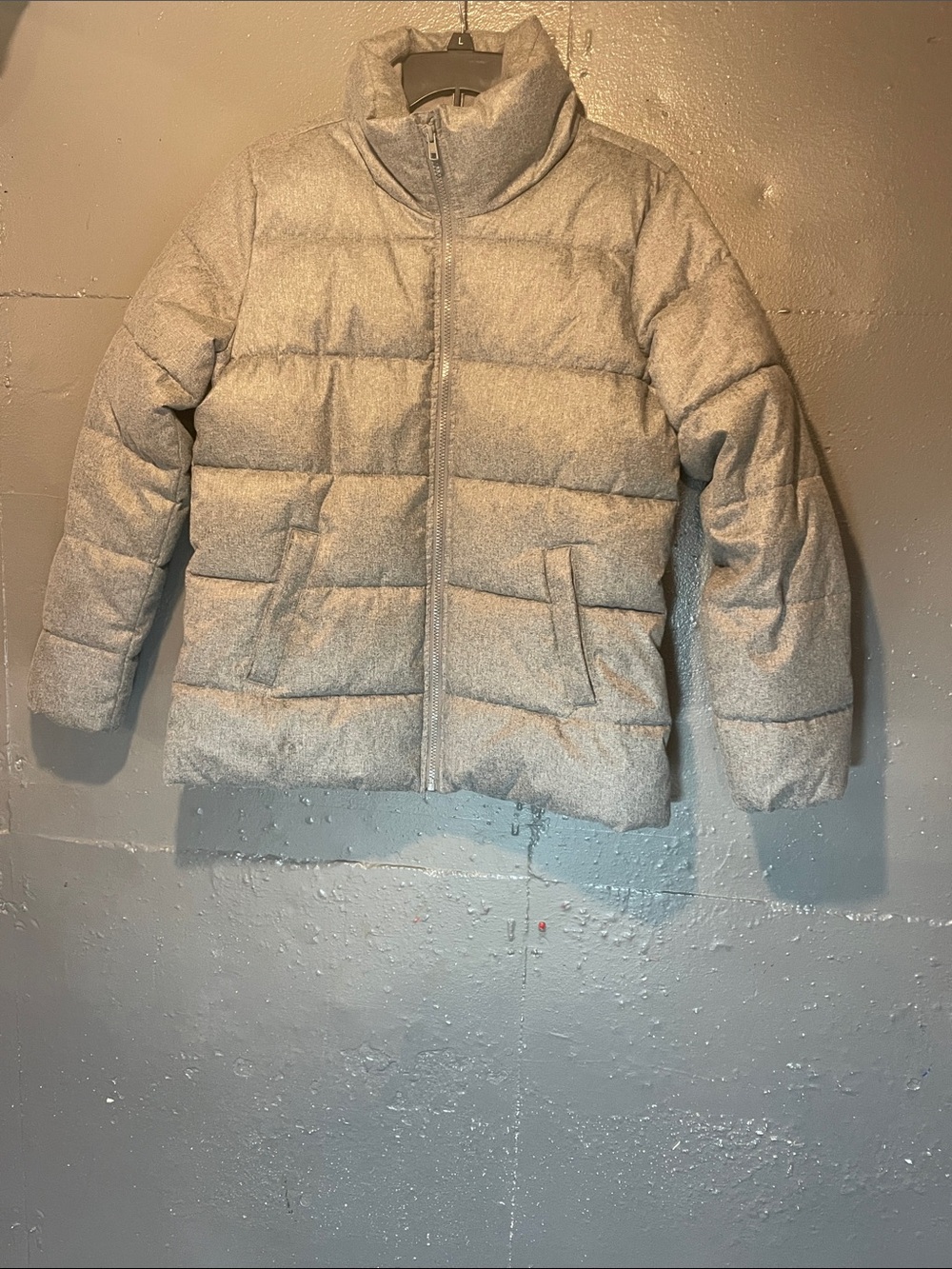 Old Navy Light Gray Quilted Women’s Puffer Jacket